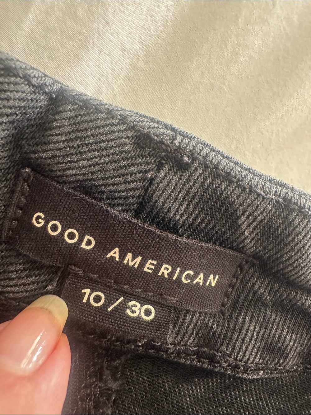 Good American Raw-Hem Wide Leg Jeans, size 10 (30) - Picture 5 of 10